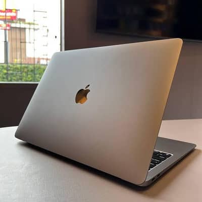 MacBook Pro M1