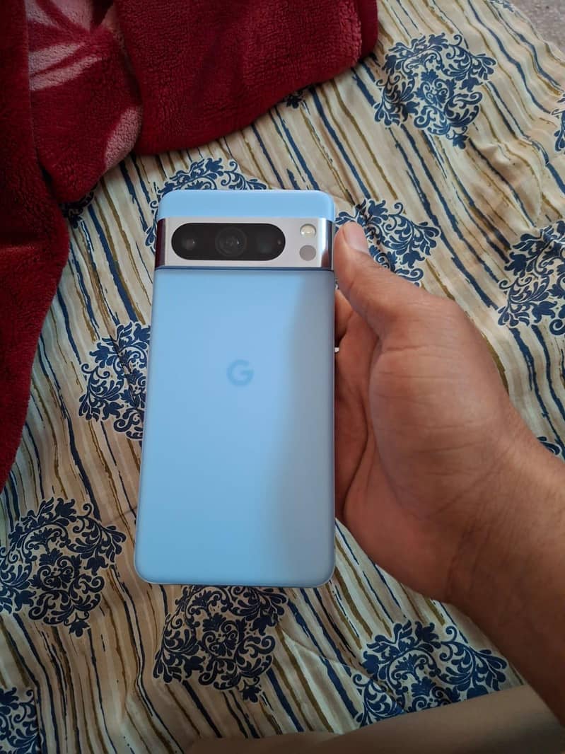 Google pixel 8 pro 0