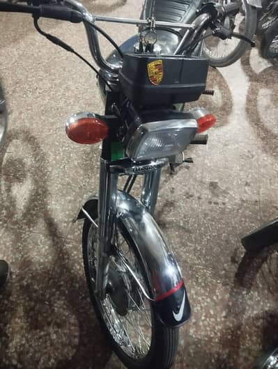 Honda 125 15model urgent sale