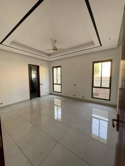 BRAND NEW 400 SQ. YARD VILLA | IDEAL FOR TWO FAMILIES | DHA PHASE 6