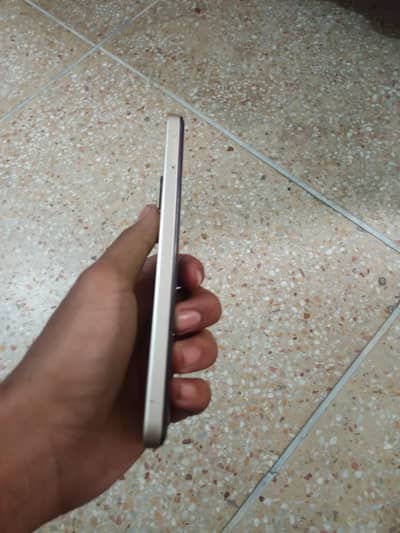 Infinix smart 8 4/64