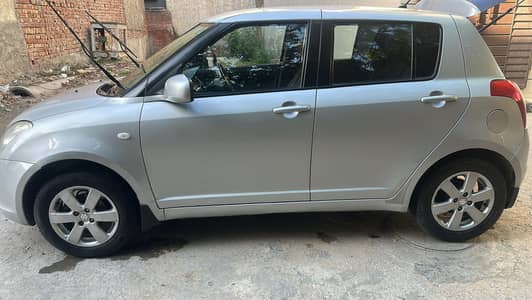 . . Bolt 2 bolt original . . only 1 fender touch 03218887012