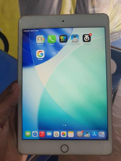 I pad mini 5 best for pubg  and free fire  whastapp no 0184662019