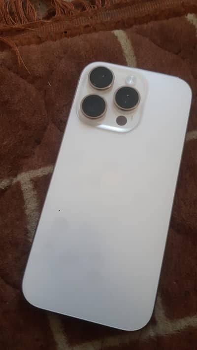 iphone 16 pro new phone  with box 10%10