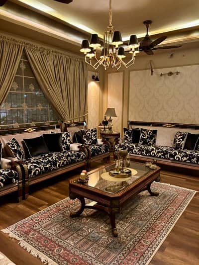 ARCHITECT-DESIGNED OWNER-BUILT MANSION | DHA PHASE 8, KARACHI HOUSE FOR SALE