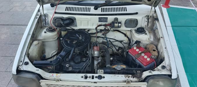 mehran 2009 total jenion ha apna colour ma details   03175840277