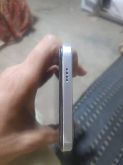 vivo y19s 6/128 With Box Charger