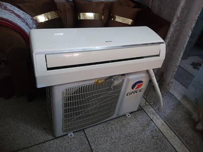 Urgent sale 1 ton Ac energy saving for sale not inverter ac