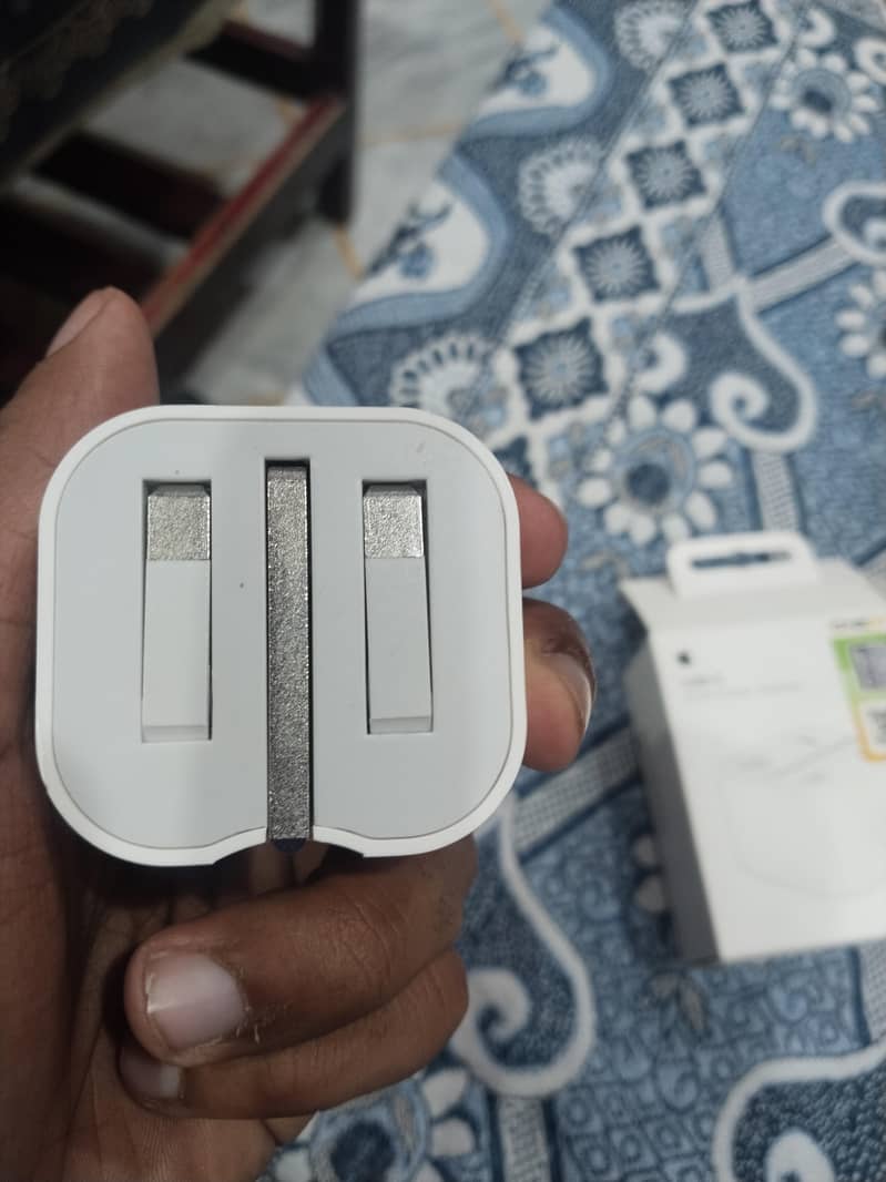 charge for iphone 2
