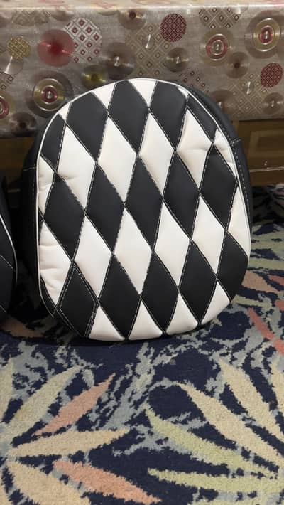 This Hand Made Tower bag Using Lather 03708090219