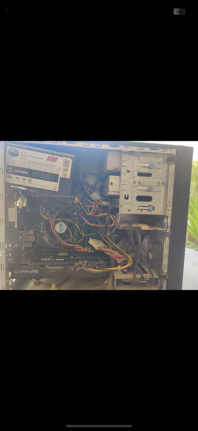 rx 5500xt 8gb + E3 1231 V3 (i7 4th gen) + 24inch dell monitor