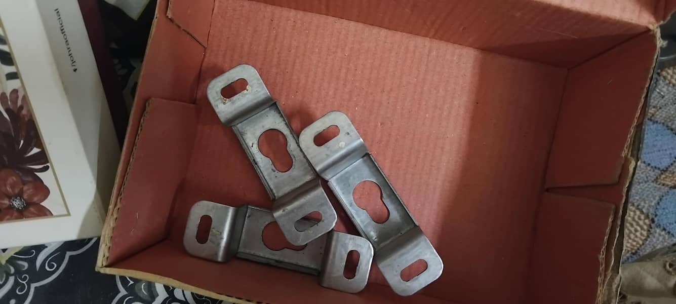 led stand n clips 1