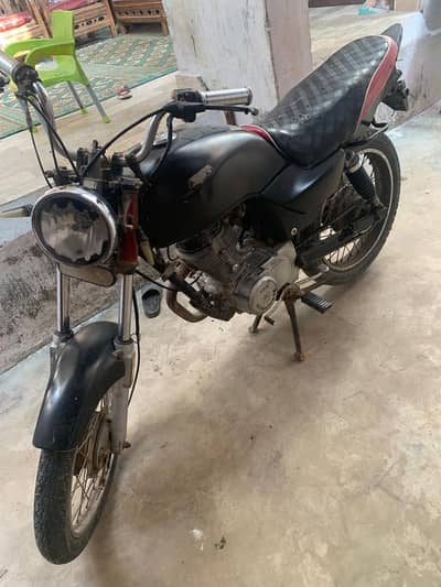 Deluxe 125  03130486474