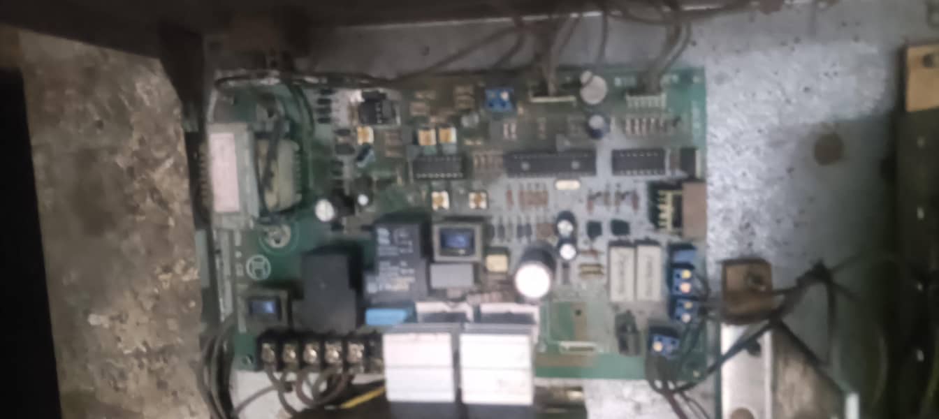 UPS 2000 WAIT  % COPPER 3