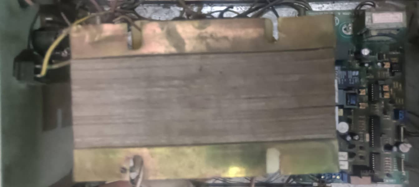 UPS 2000 WAIT  % COPPER 4