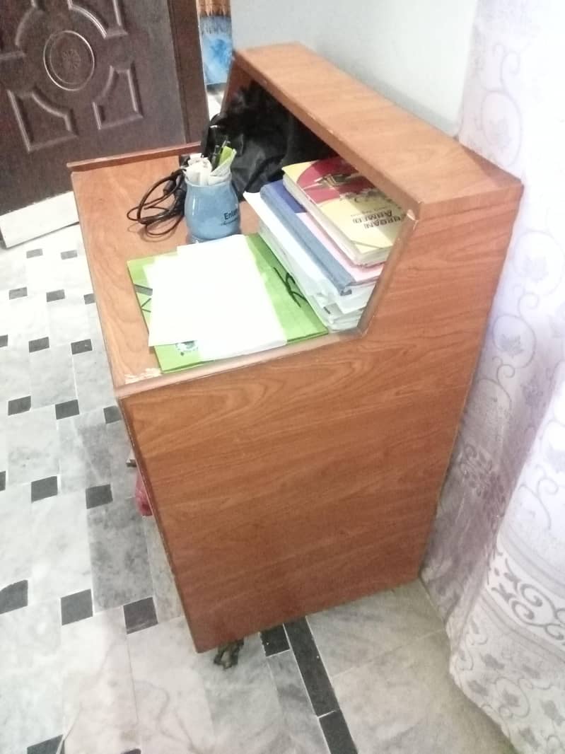 Computer Desk/Study Table 1