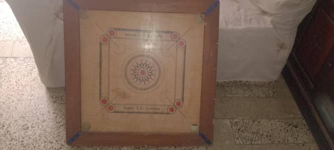 big sized caromboard for sell with dies ,exchange possible ha