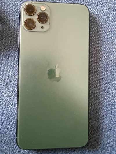 Selling iphone 11 pro max 256 gb pta approved