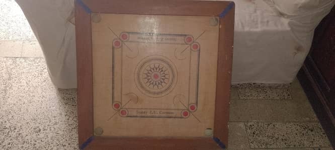 biq sized caromboard for sell with dies, exchange possible ha