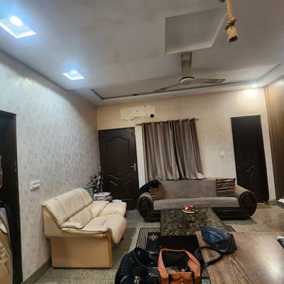 Silent office 1 kanal house for rent