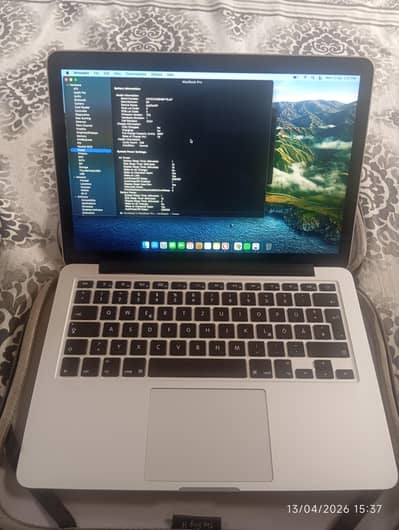 MacBook Pro 12,1 10/10 condition sale 60,000