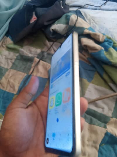 realmi c53 6/128 all ok sirf battery change hea baki all ok only phone