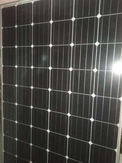 270 wate solar panel