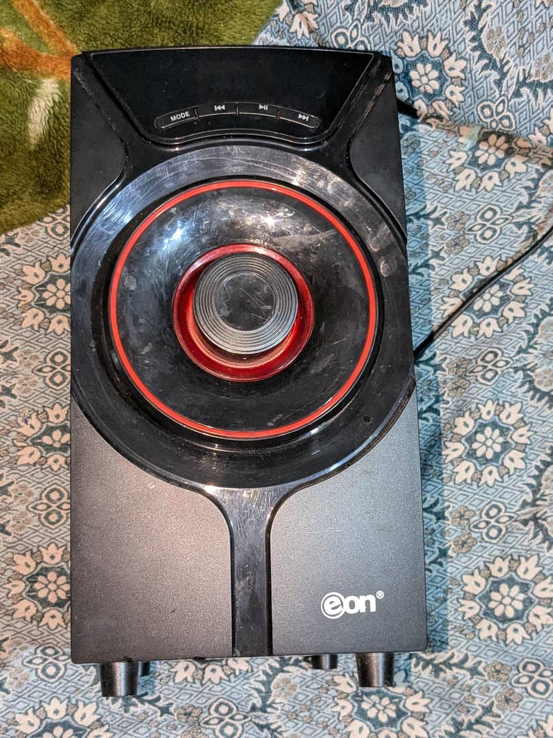 Eon Speaker 0