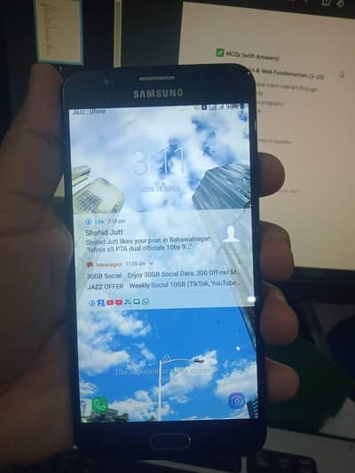 Samsung Galaxy j7 prime