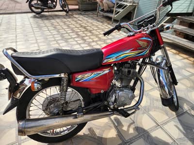 Honda 125 Bike