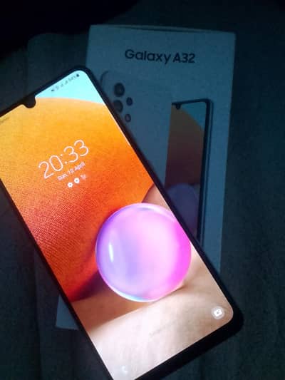 Samsung Galaxy A32 6 128 AMOLED display