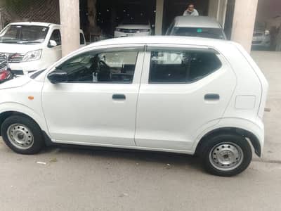 Want to sell my Alto car in very good condition total genuine