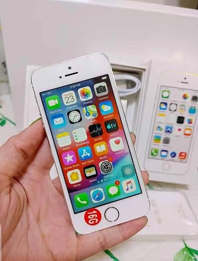 iphone 5s 128 GB my WhatsApp number 03085595823