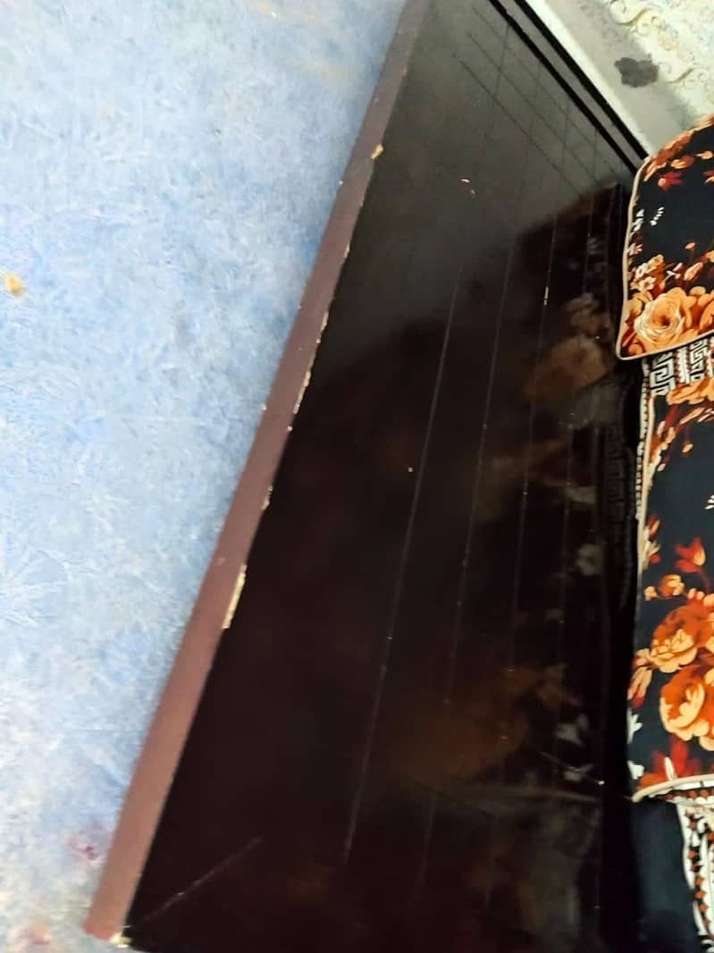 complete beds. . . . . . 1