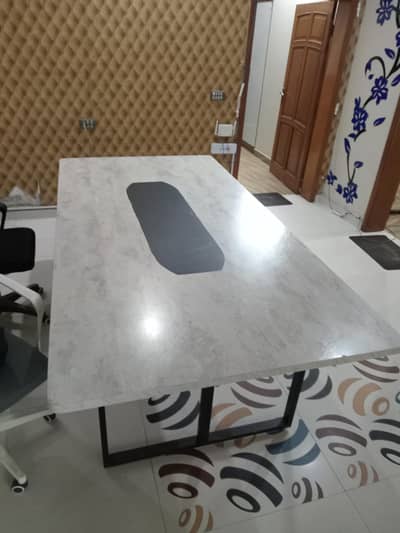 Complete office furniture