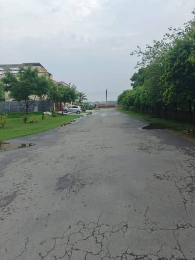 5 MARLA PLOT B BLOCK BEST LOCATION IN SADAT COLLEGE TOWN HOUSING SOCIETY