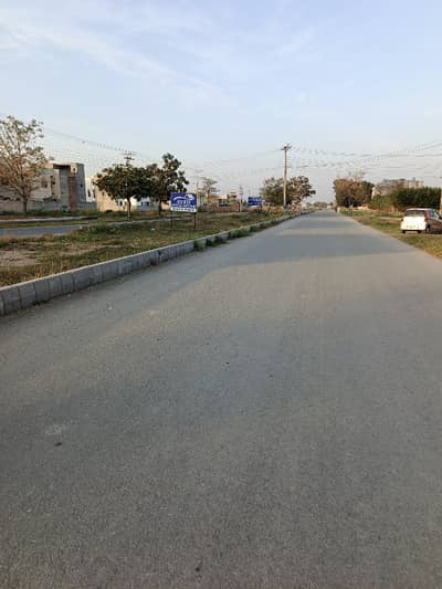 4 MARLA RESIDENTIAL PLOT FOR SALE IN NASHEMAN IQBAL PHASE 2 COLLEGE ROAD LAHORE