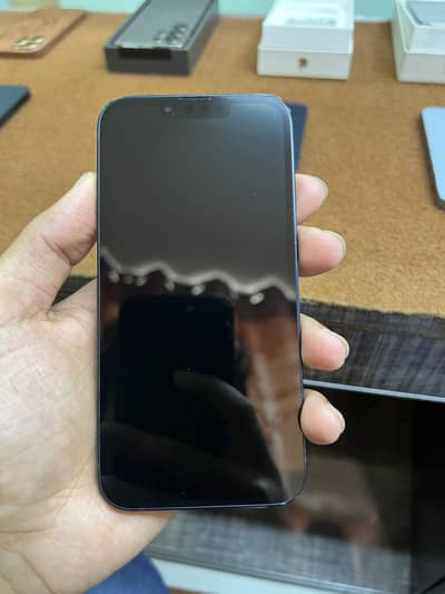 Iphone 13 , 128 gb , Dual PTA approved