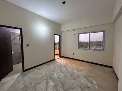 *ALRAUF EXCELENCY* 3 BED DRAWING DINNING | 2SIDE CORNER | 1400 SQFT| 2 BALCONIES | 3RD FLOOR | NEW PROJECT | LIFT | BASEMENT PARKING | JYM | MOSQUE | PLAY AREA | SWEET WATER | NAZIMABAD BLOCK L ( DEMAND 2 Core ) ( RENTAL INCOME 80,000)