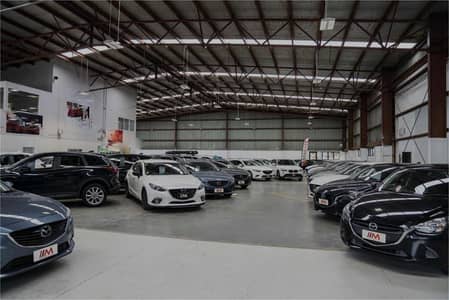 I-9 100*220 Car Dealership, Showroom Warehouse 14000 Sqft Covered with Parking available