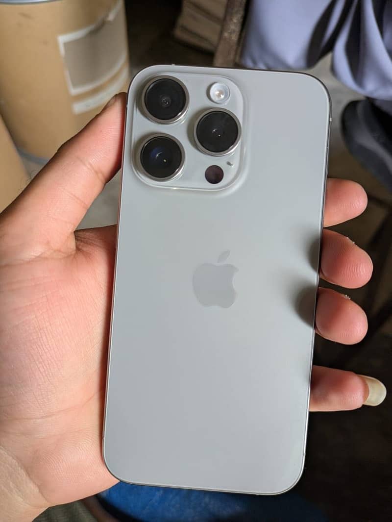 iPhone 15pro 0