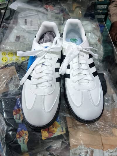 Shoes / Sneakers / ready to wear / Jogging Shoes Lightweight