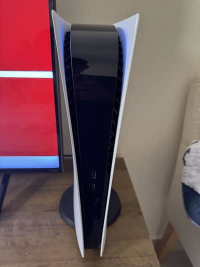 Ps5 digital 825 gb WITH BOX