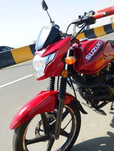Suzuki GR 150 2023 - RED