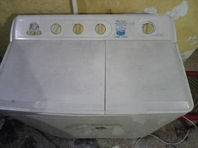 Haier Washing + Spinner Machine