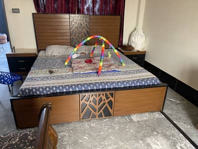 Brand new king size bed set