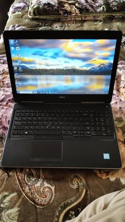 Dell Precision 7520 Workstation Laptop | 16GB RAM | 512GB NVMe M. 2 SSD