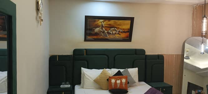 short stay 3000 Double bed 4000 Deluxe double bed 5000 Families couples & companies