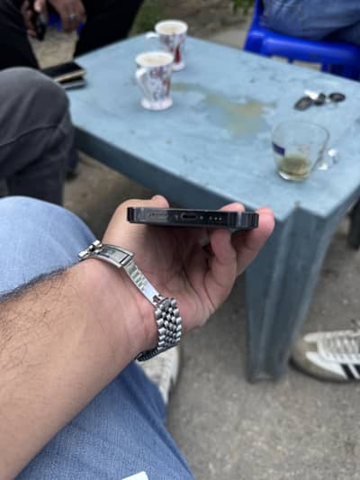 14 PRO 10/10 GOOD RATE