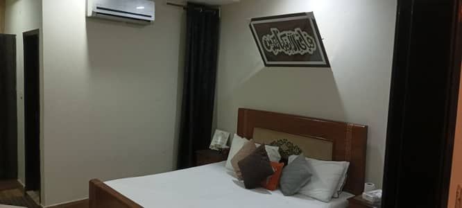 short stay 3000 Double bed 4000 Deluxe double bed 5000 Families couples & companies